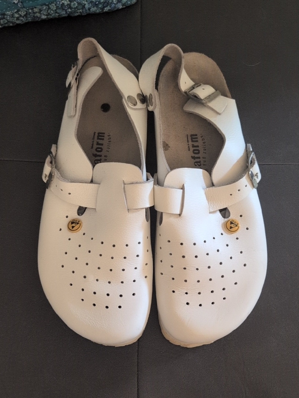 White Leather Clogs Sz 43 By Vitaform
